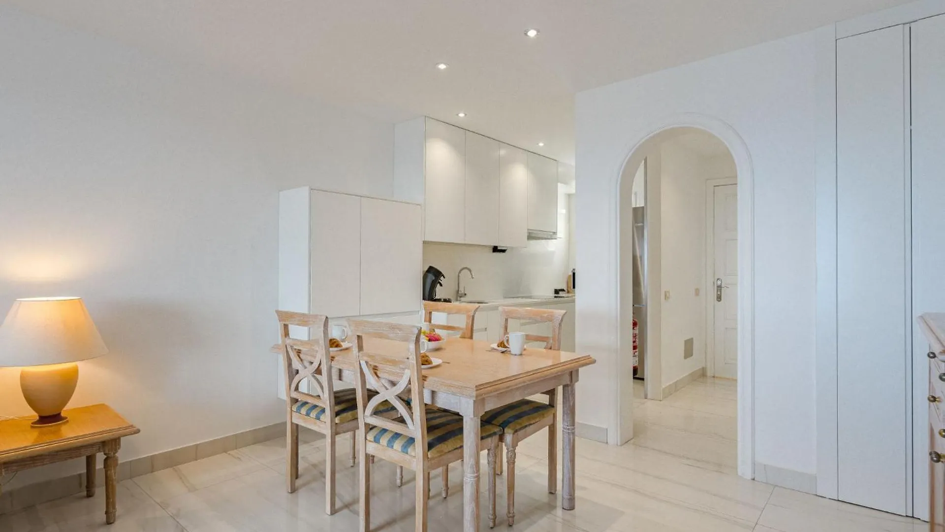 Apartment Rocas Atlanticas By Interhome طوستا ديل سيلونثيو